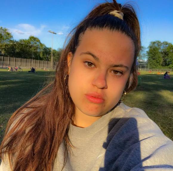 Meet your Posher, Arianne - Picture 1 of 1